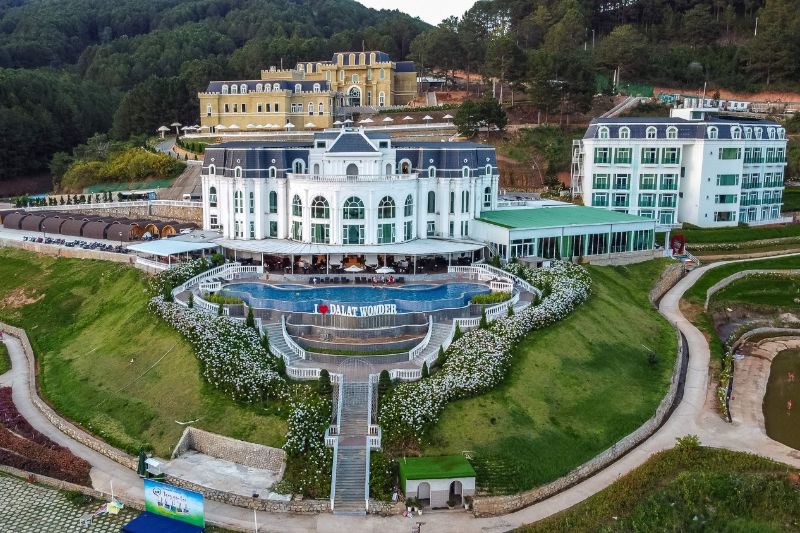 Experience 1001 super exciting games at the 'entertainment paradise' Wonderland Dalat
